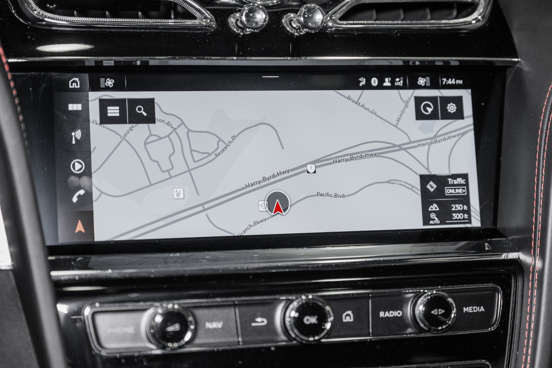 Certified 2022 Bentley Bentayga Speed AWD/4WD image 38