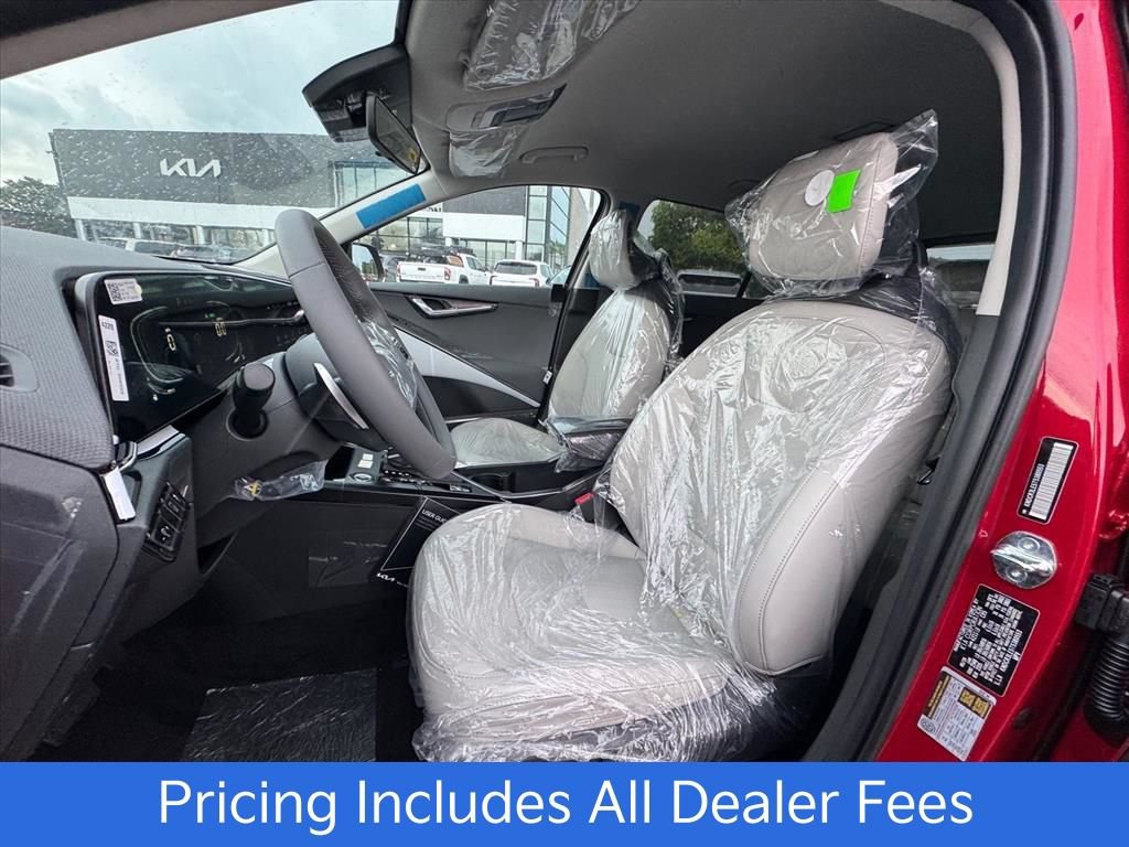 New 2026 Kia Niro EX FWD image 13