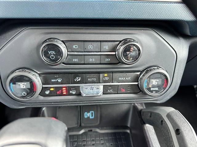 Used 2024 Ford Bronco Outer Banks image 20