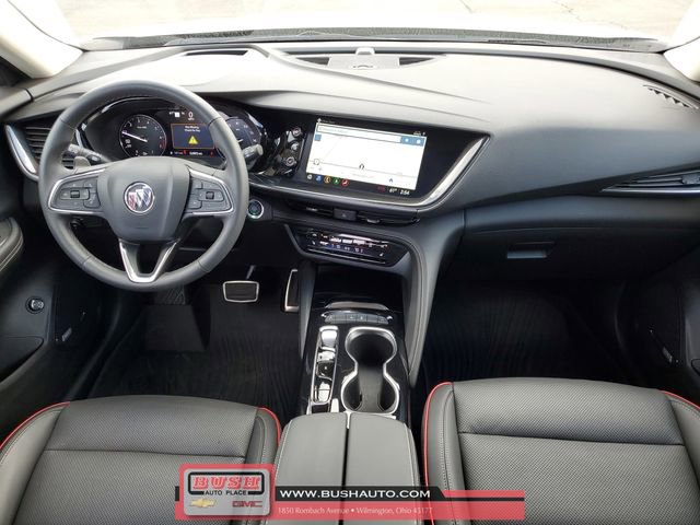Used 2022 Buick Envision Essence w/ Technology Package I image 9
