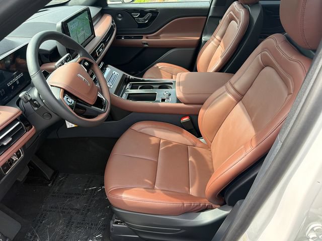 New 2026 Lincoln Aviator Reserve w/ Jet Appearance Package AWD/4WD image 10