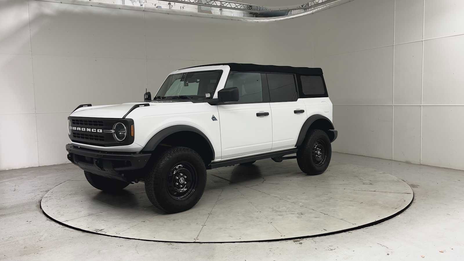 Used 2022 Ford Bronco Black Diamond AWD/4WD image 6