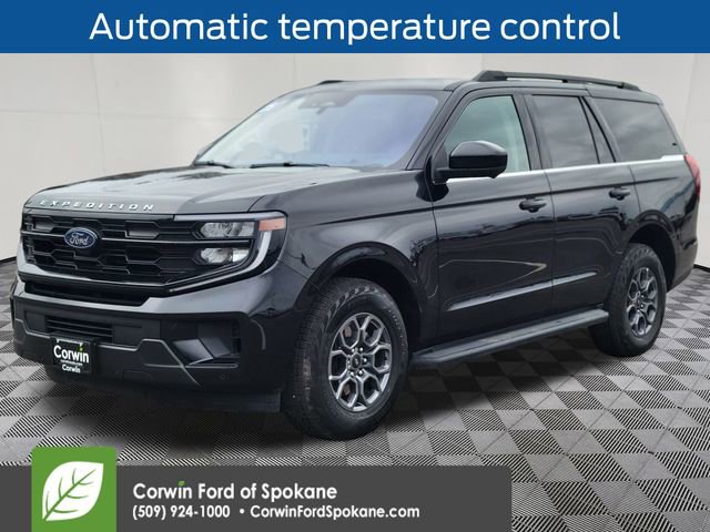 Certified 2025 Ford Expedition Active AWD/4WD image 5