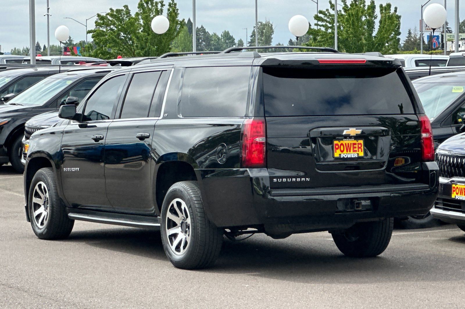 Used 2018 Chevrolet Suburban LT AWD/4WD image 6