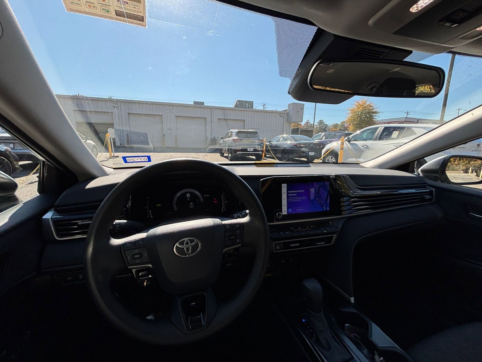 Used 2025 Toyota Camry LE image 33