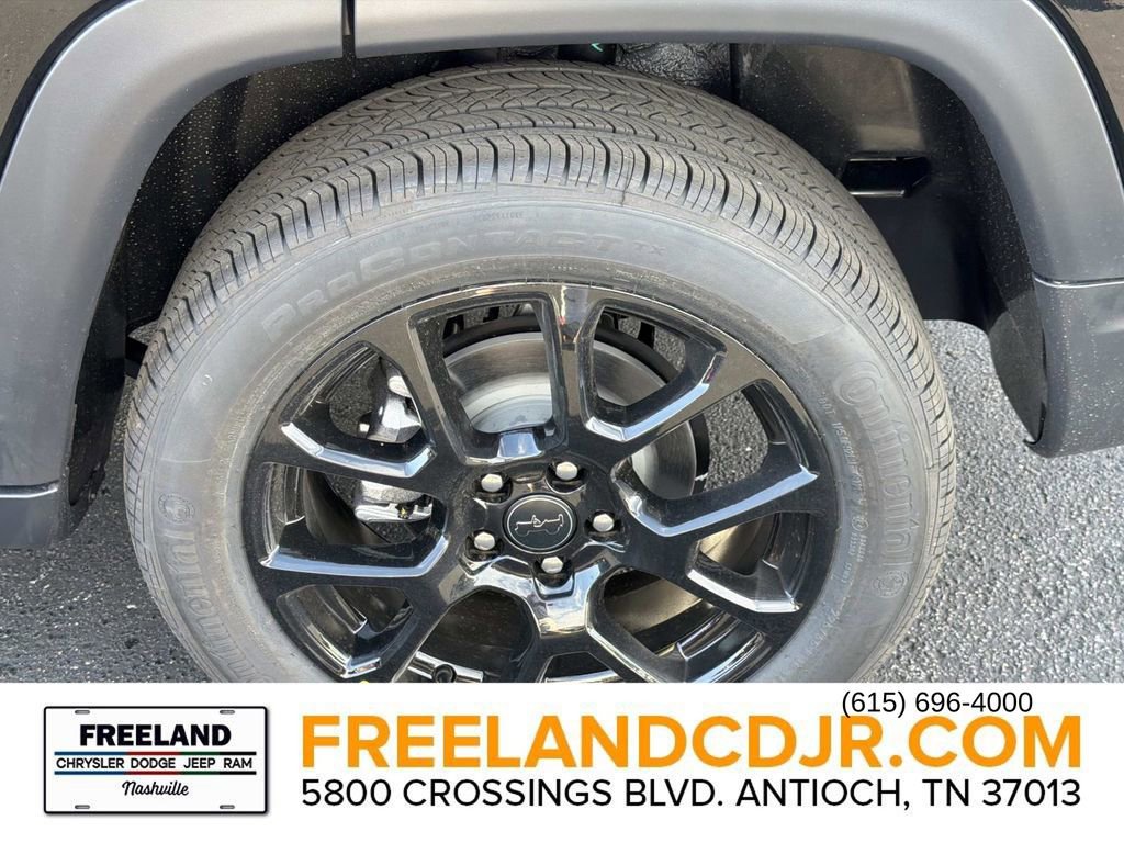 New 2026 Jeep Compass Latitude image 10