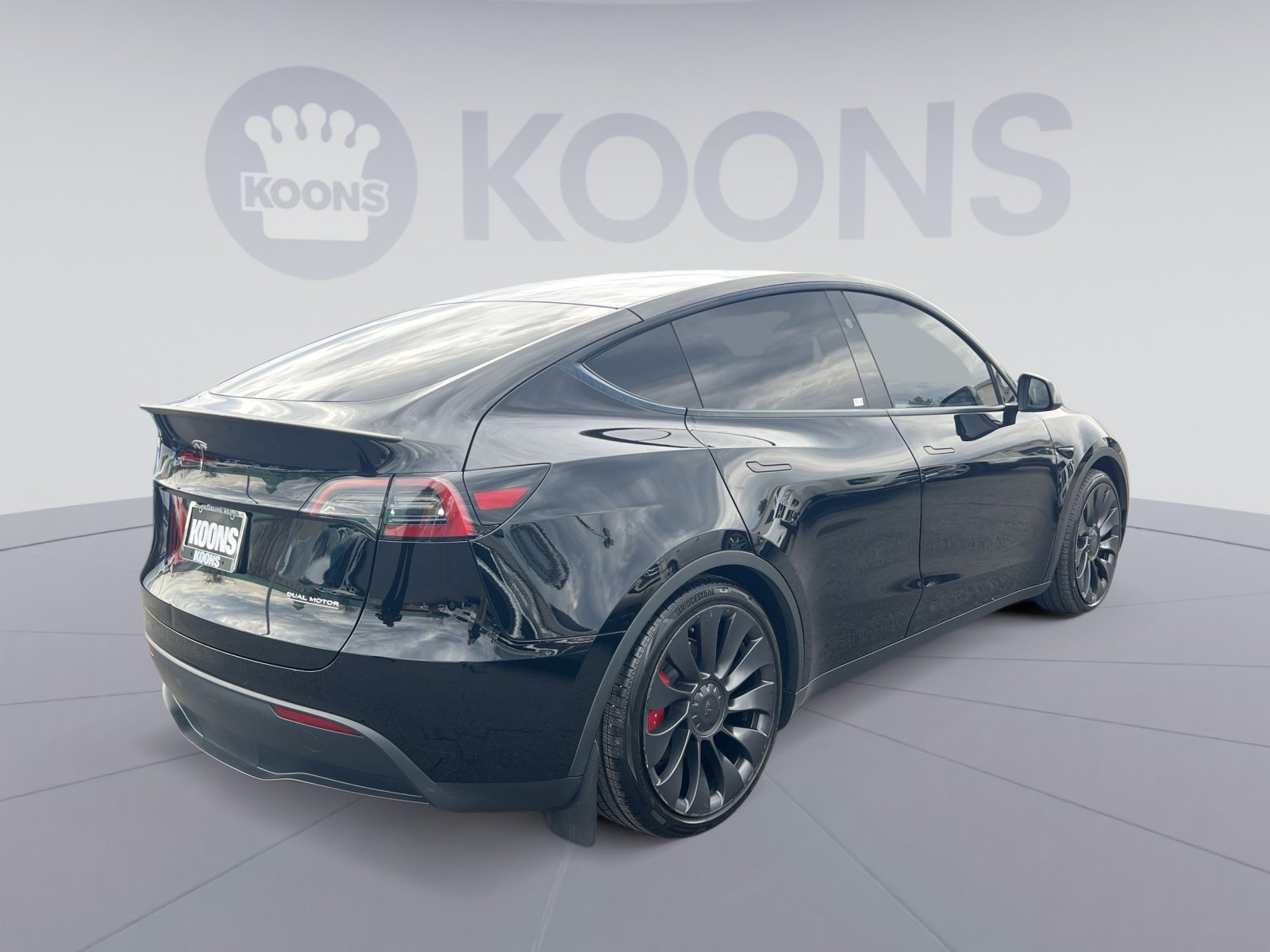 Used 2024 Tesla Model Y Performance image 7