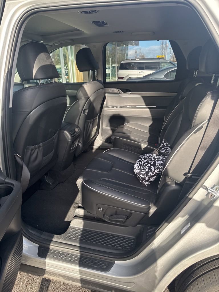 Used 2023 Hyundai Palisade SEL w/ Premium Package image 7