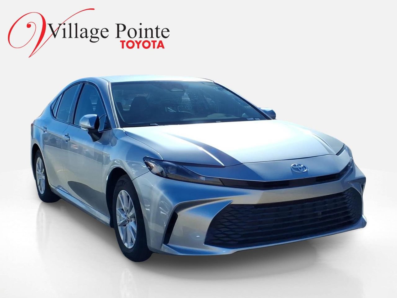 Used 2026 Toyota Camry LE image 3