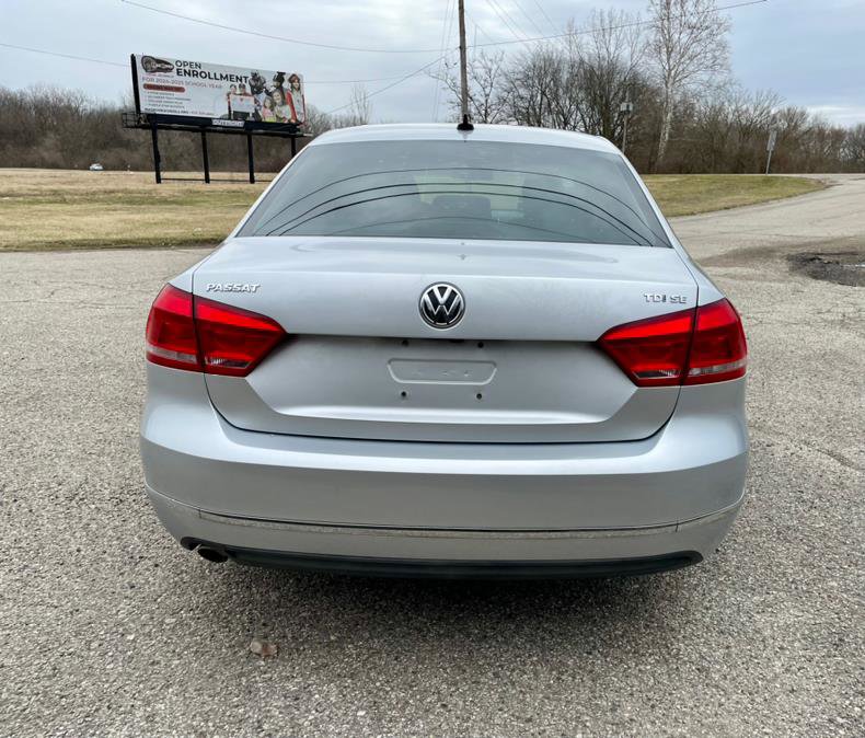 Used 2014 Volkswagen Passat TDI SE image 4