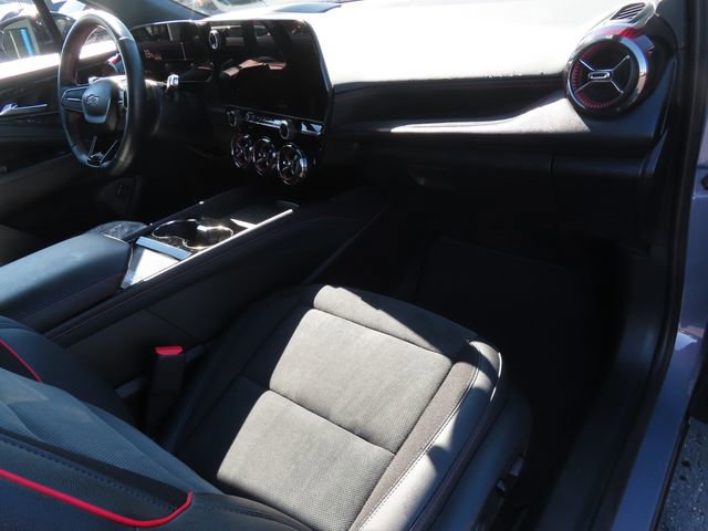 Used 2025 Chevrolet Blazer EV RS AWD/4WD image 44