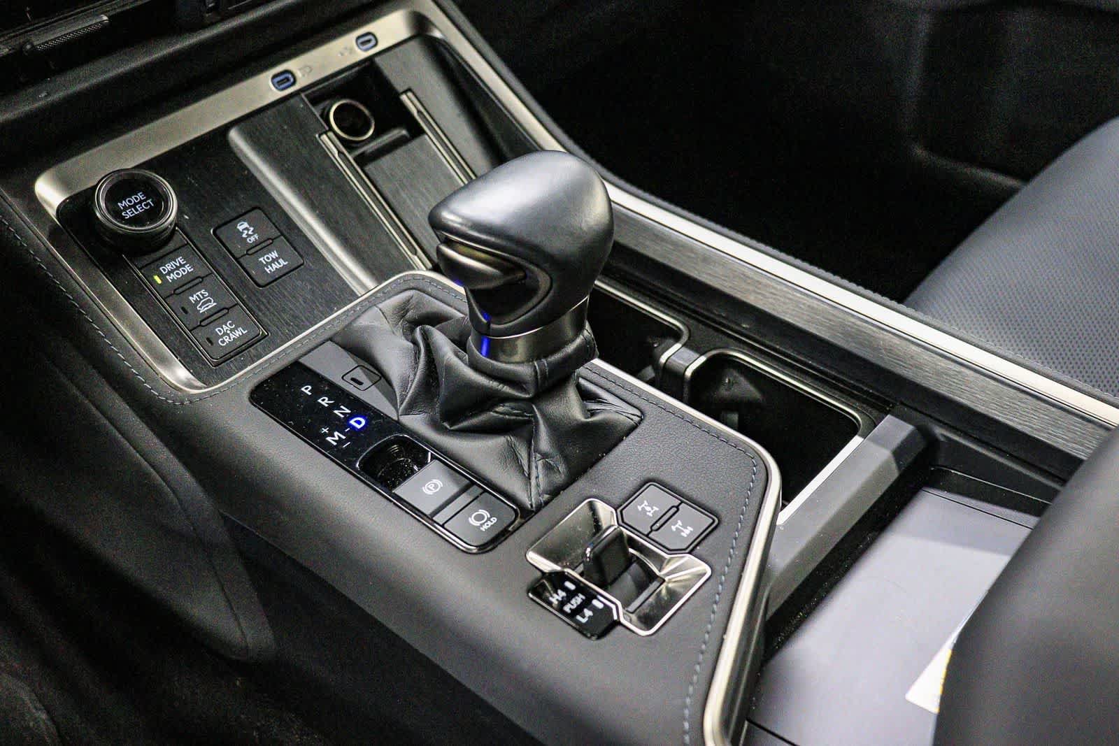 Used 2024 Lexus GX 550 AWD/4WD image 21