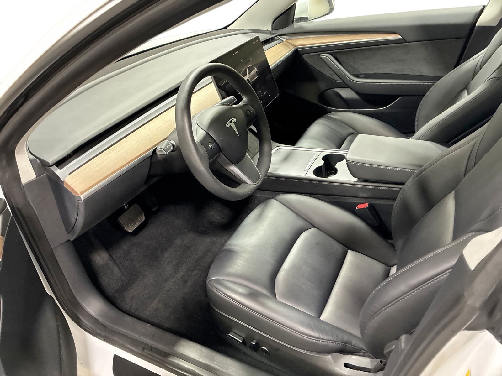 Certified 2023 Tesla Model 3 Standard Range RWD image 9
