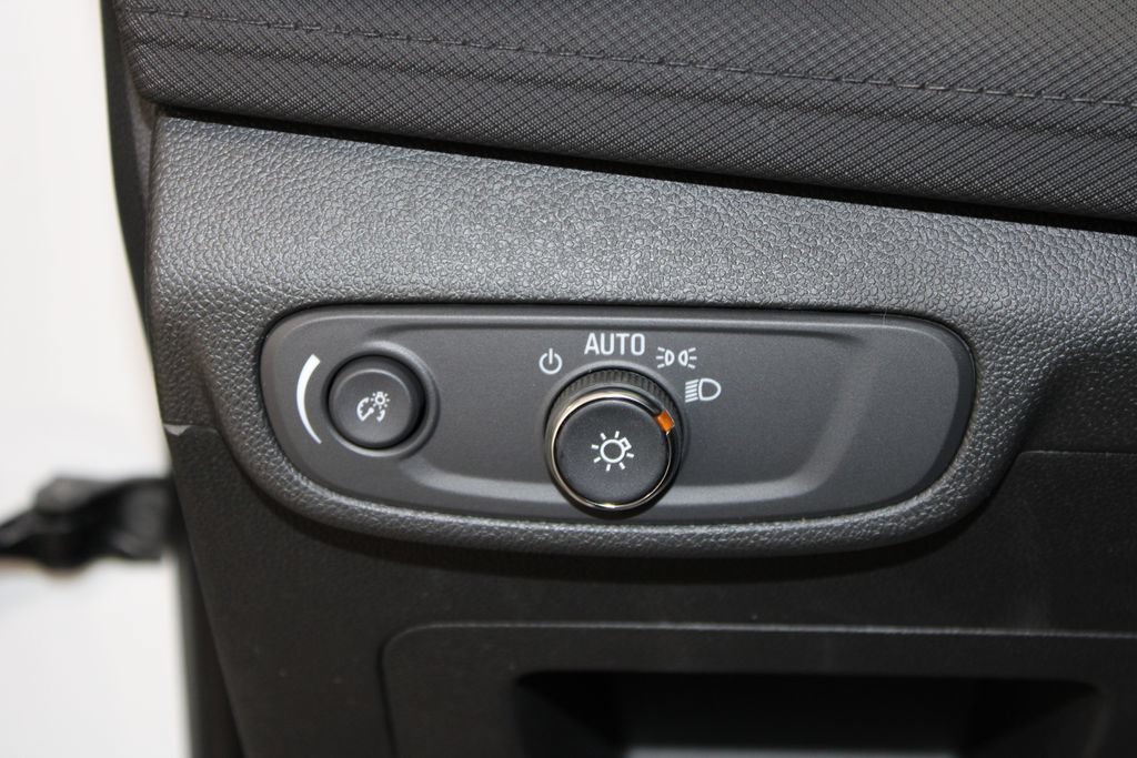 New 2026 Chevrolet TrailBlazer LS w/ LS Convenience Package FWD image 40