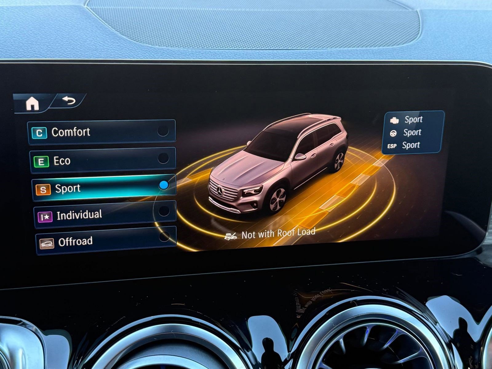 New 2026 Mercedes-Benz GLB 250 4MATIC image 29