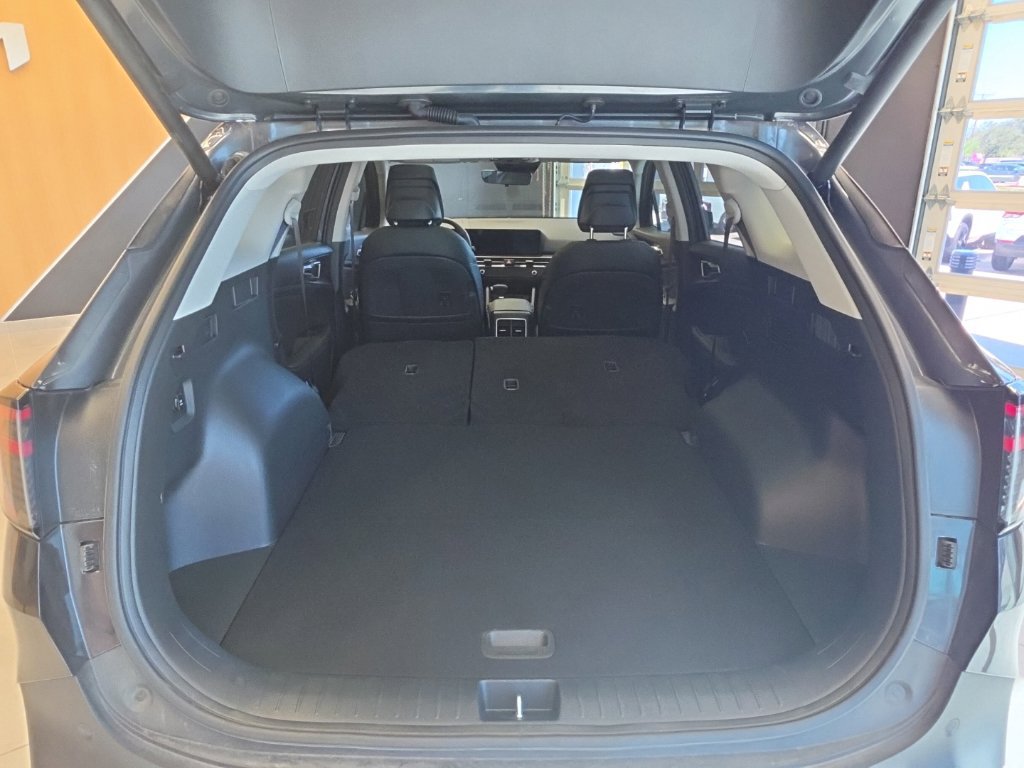 Certified 2026 Kia Sportage EX w/ EX Panorama Roof Package FWD image 42