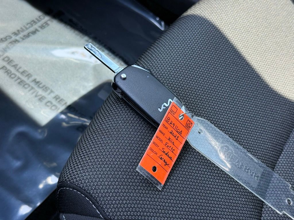 Used 2023 Kia Forte LXS image 37