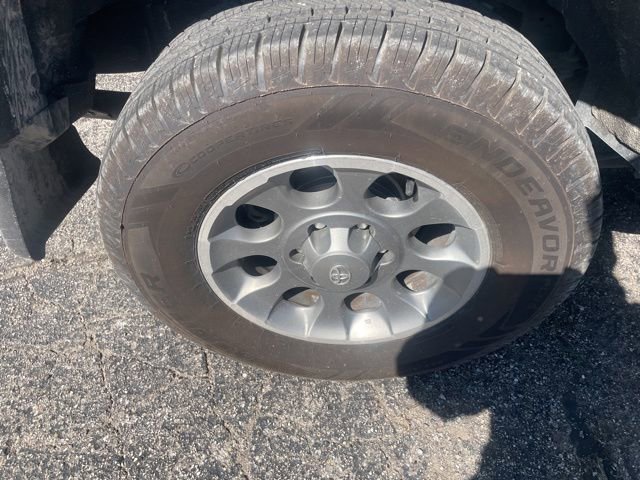 Used 2013 Toyota FJ Cruiser 4WD w/ Convenience Pkg image 9