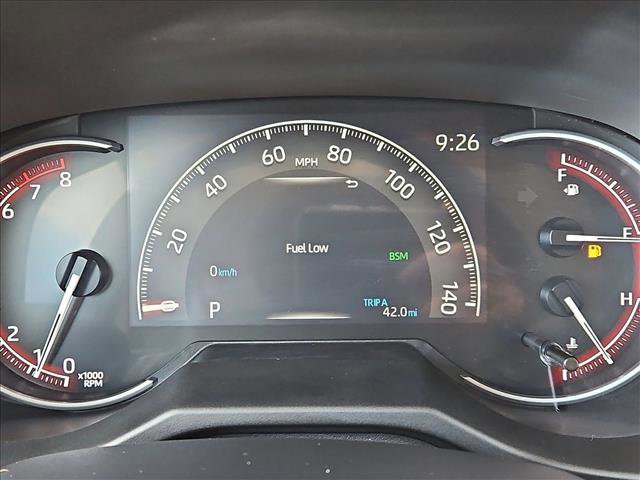 Used 2025 Toyota RAV4 XLE FWD image 11