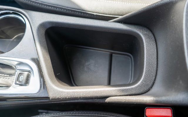 Used 2022 Buick Encore GX Select w/ Sport Touring Package FWD image 36