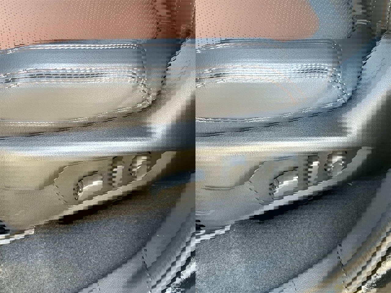 New 2025 Subaru Forester Touring image 16