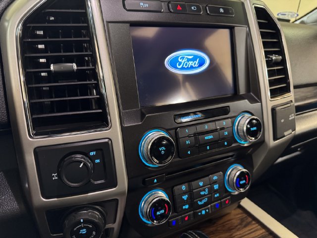 Used 2018 Ford F150 Lariat w/ Equipment Group 502A Luxury RWD image 13
