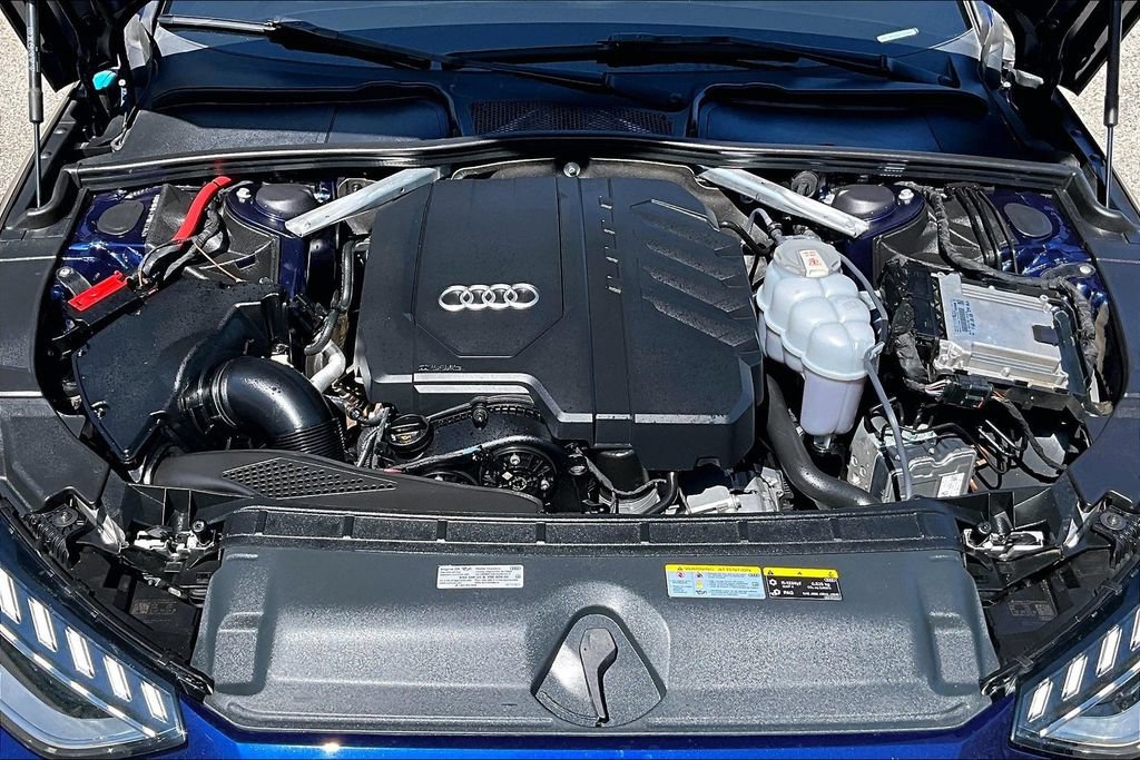 Used 2023 Audi A4 2.0T Premium w/ Convenience Package AWD/4WD image 12