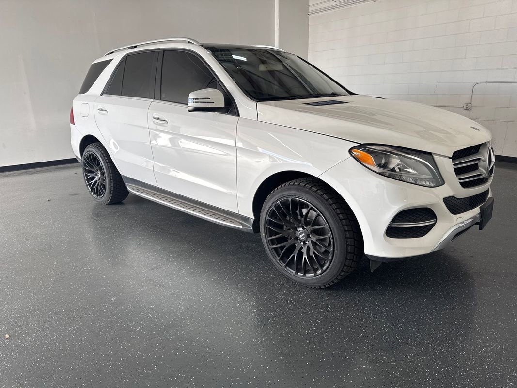 Used 2018 Mercedes-Benz GLE 350 4MATIC image 2