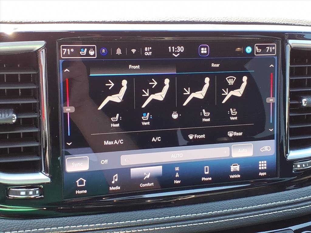 Used 2024 Chrysler Pacifica Limited w/ Uconnect Theater Family Group AWD/4WD image 29