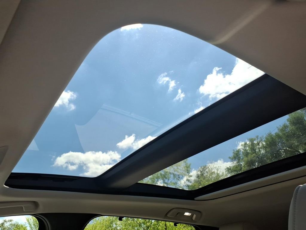 Used 2025 MAZDA CX-90 3.3 Turbo w/ Premium Sport Pkg image 8