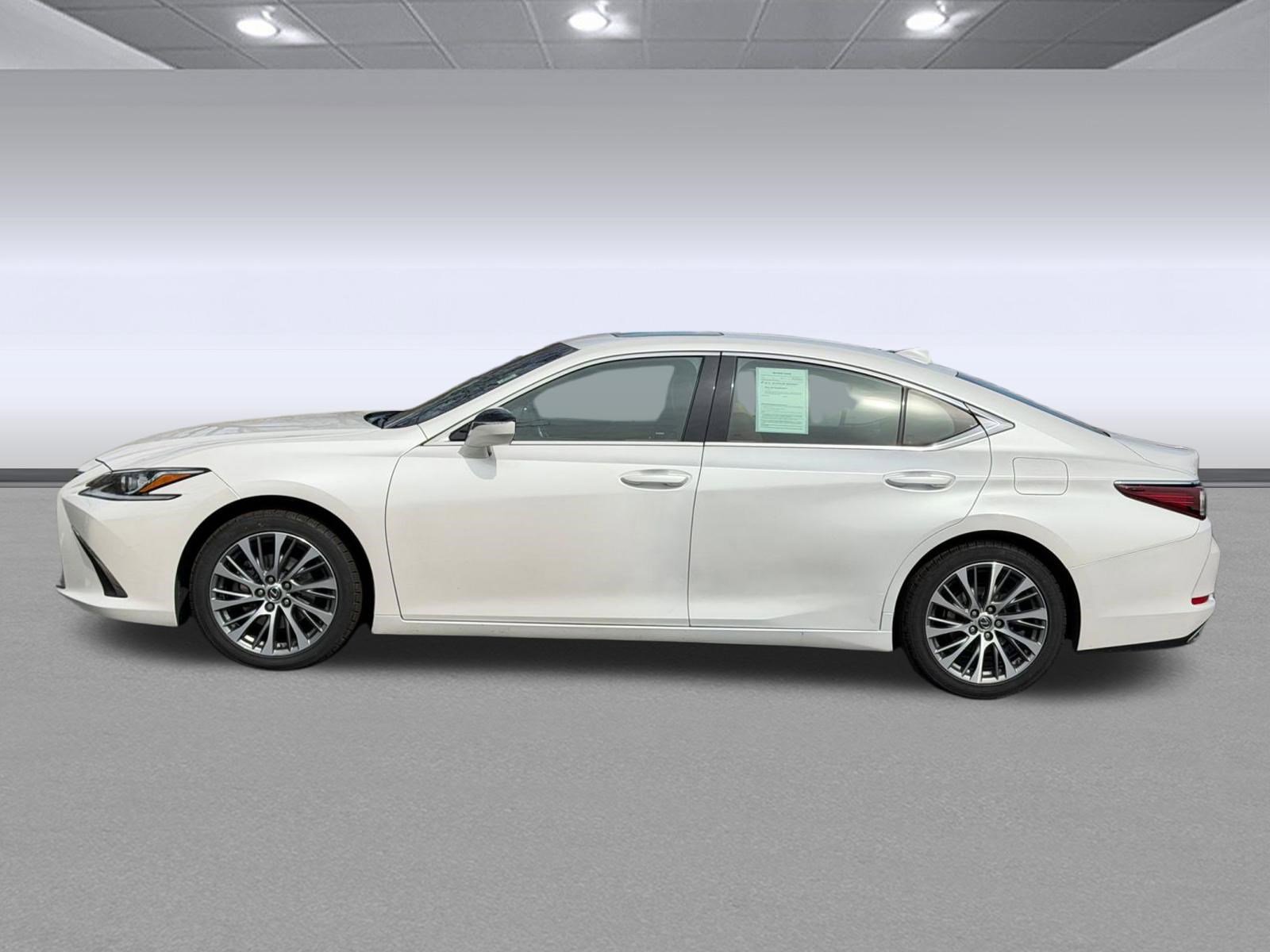 Used 2019 Lexus ES 350 w/ Premium Package image 2