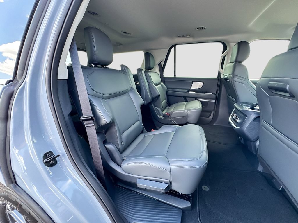 New 2026 Ford Expedition Active RWD image 35