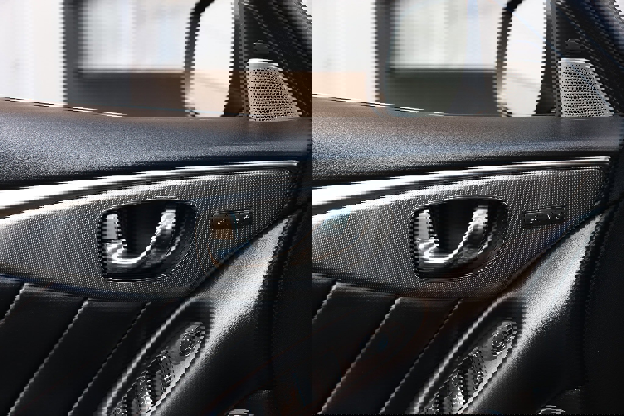 Used 2018 INFINITI Q50 Red Sport 400 w/ Sensory Package (Sport) image 53