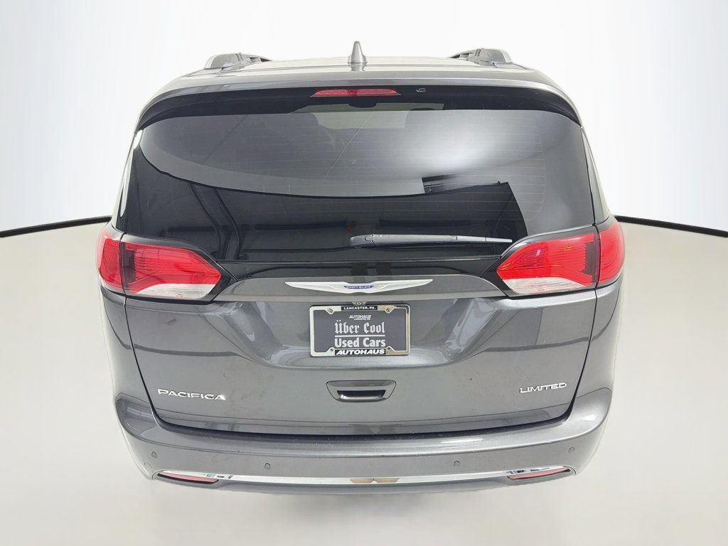 Used 2019 Chrysler Pacifica Limited FWD image 6
