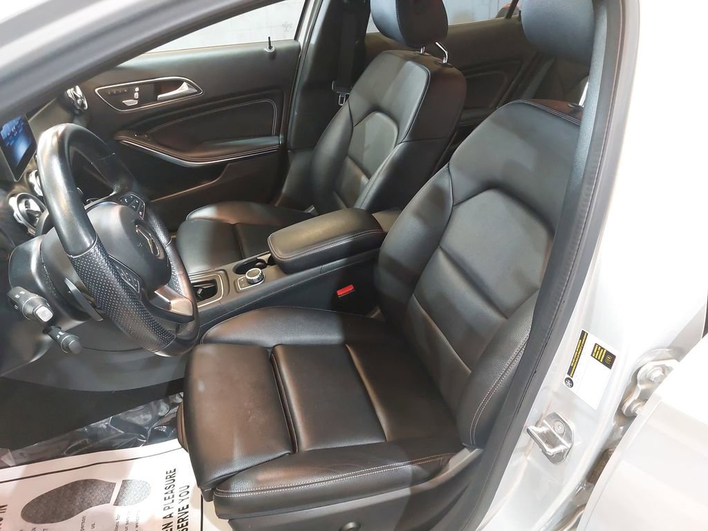 Used 2019 Mercedes-Benz GLA 250 image 16