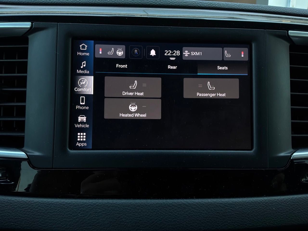 Used 2023 Chrysler Voyager LX FWD image 35