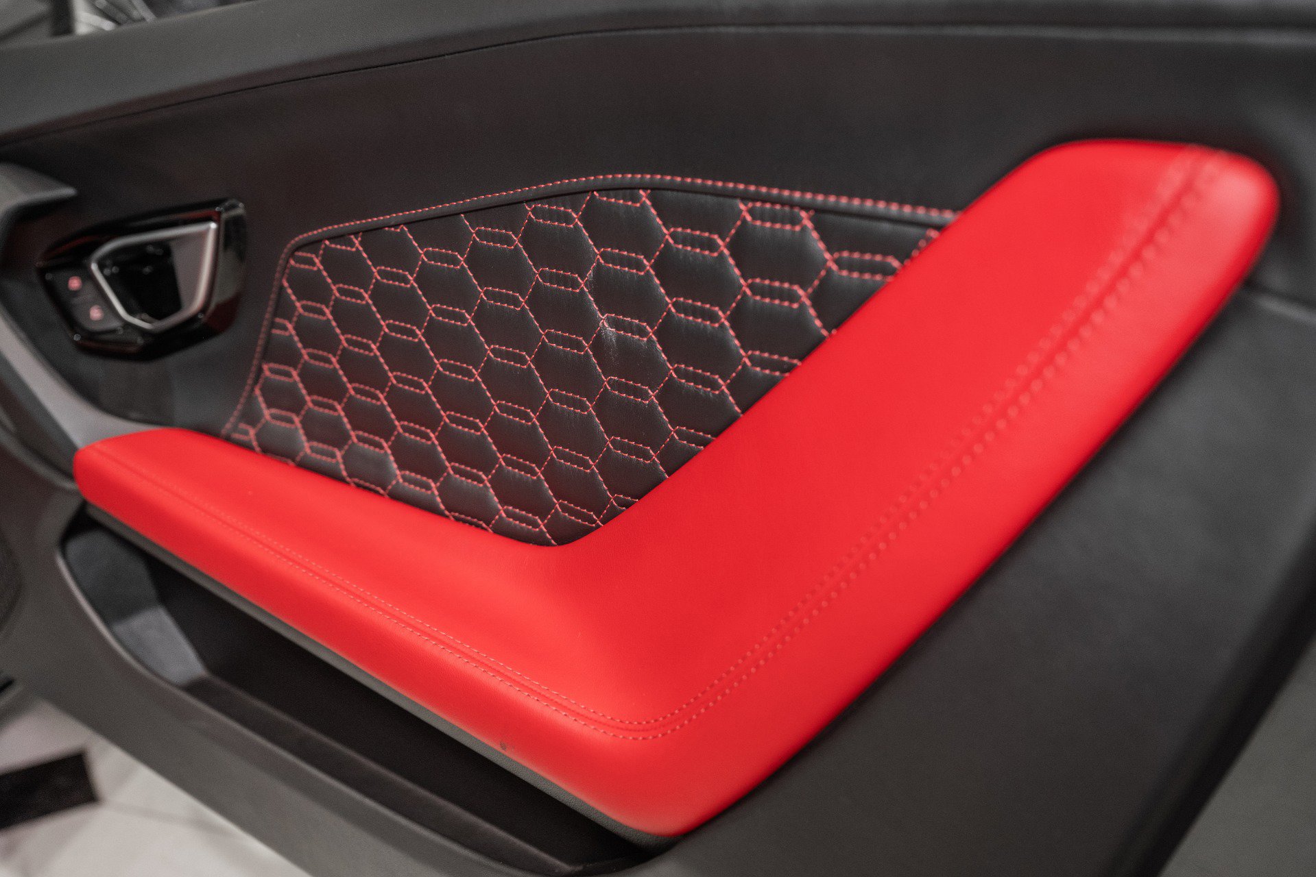 Used 2016 Lamborghini Huracan LP 610-4 image 46