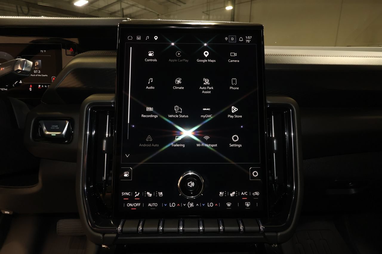 Used 2026 GMC Yukon AT4 w/ AT4 Premium Package AWD/4WD image 20