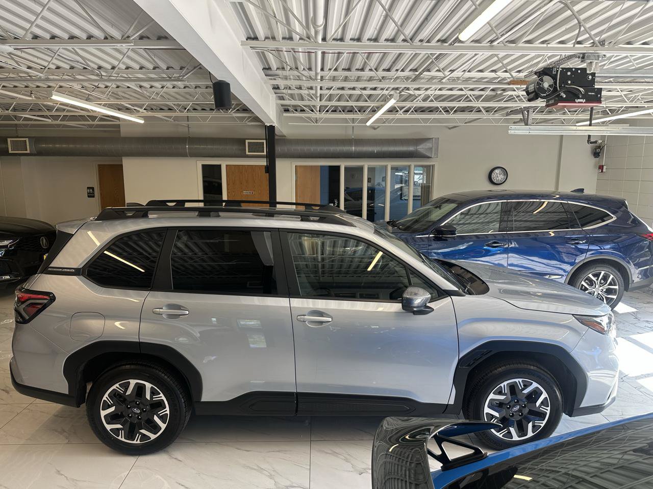 Used 2025 Subaru Forester Premium AWD/4WD image 6