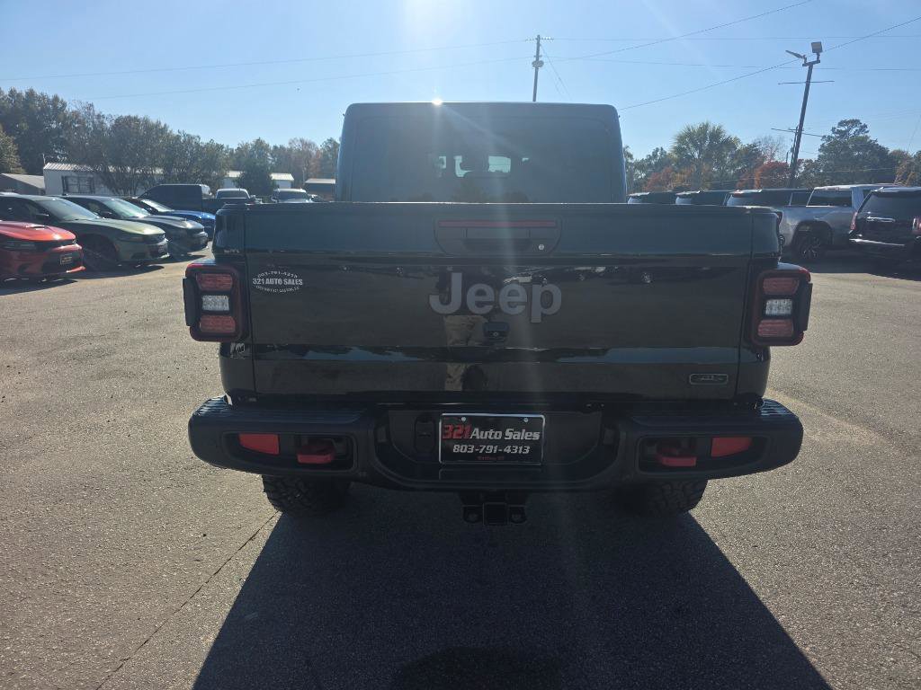 Used 2020 Jeep Gladiator Rubicon image 3