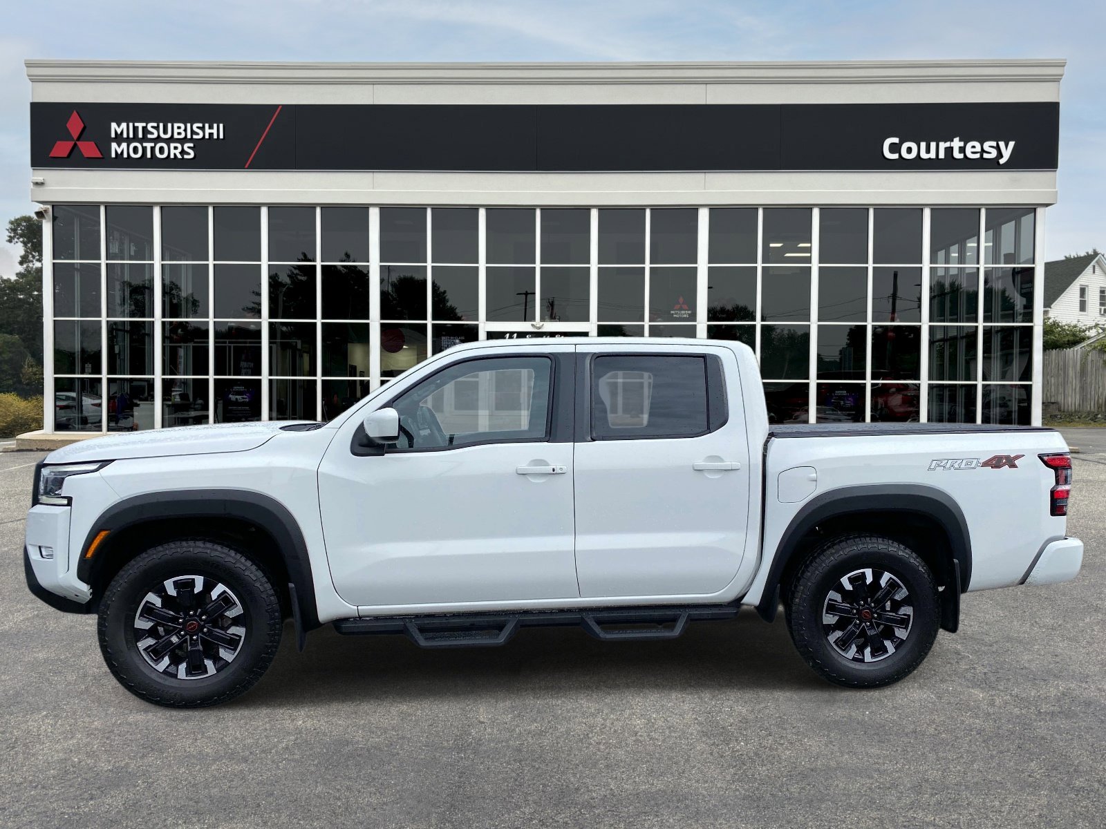 Used 2023 Nissan Frontier PRO-4X w/ Technology Package video 2