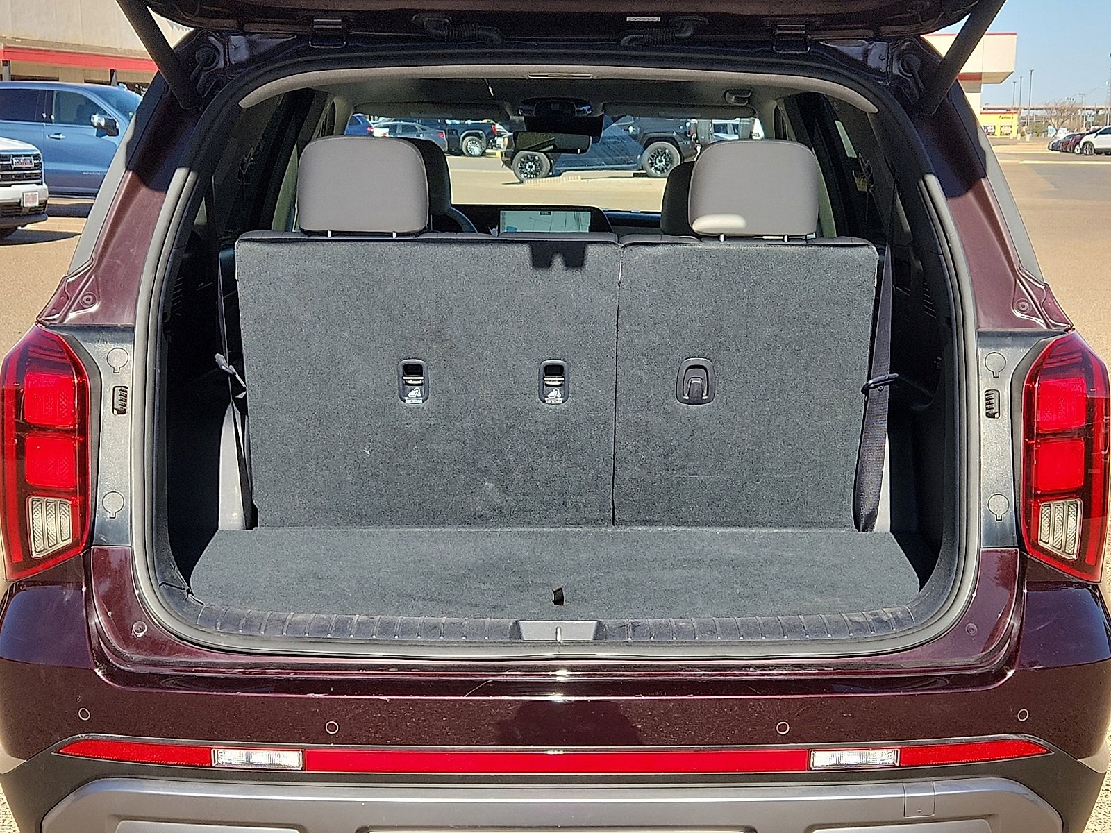 Used 2024 Hyundai Palisade Limited image 9