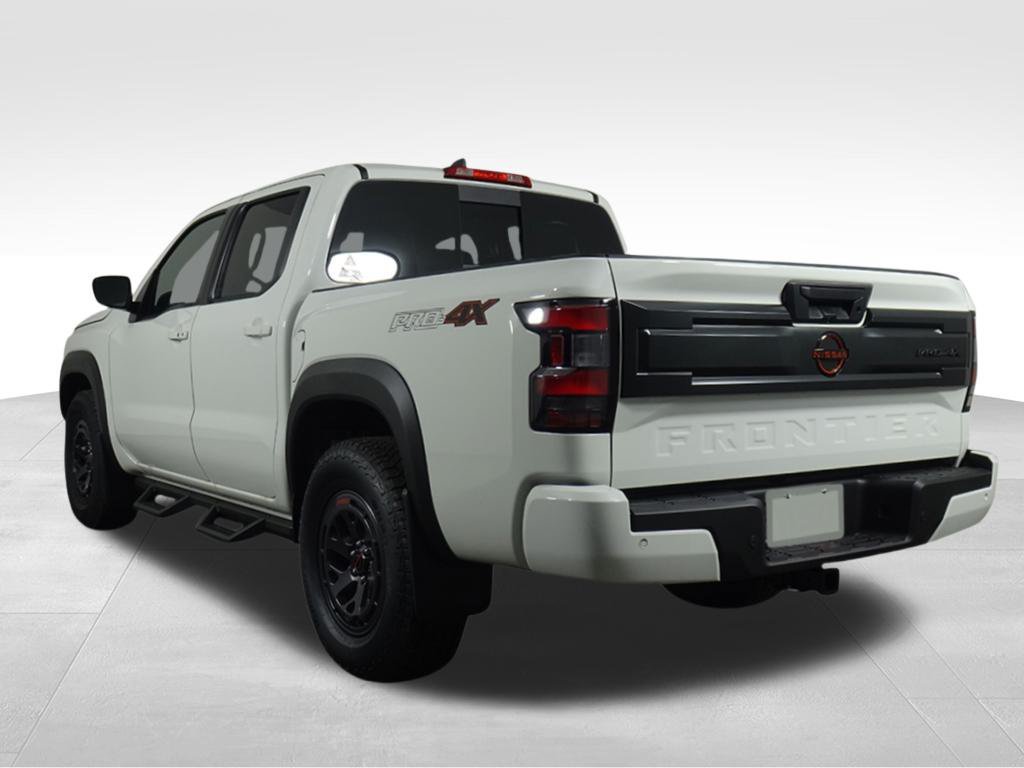 New 2025 Nissan Frontier PRO-4X w/ Pro Premium Package AWD/4WD image 3