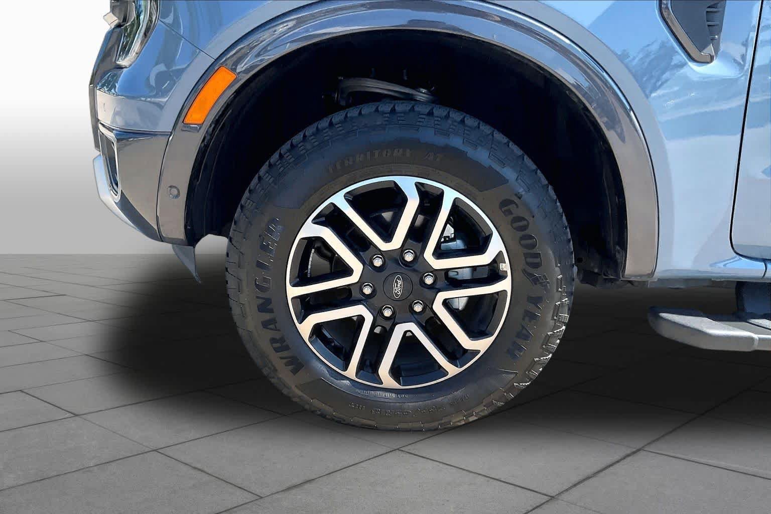 Used 2024 Ford Ranger Lariat AWD/4WD image 11