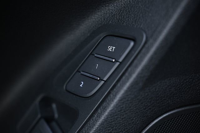 Certified 2025 Audi Q3 2.0T Premium Plus AWD/4WD image 17
