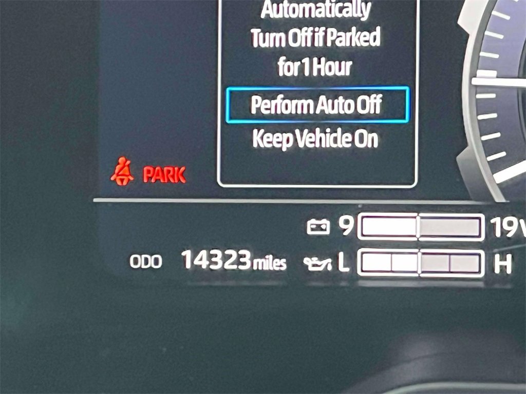 Used 2025 Toyota Tundra Platinum image 36