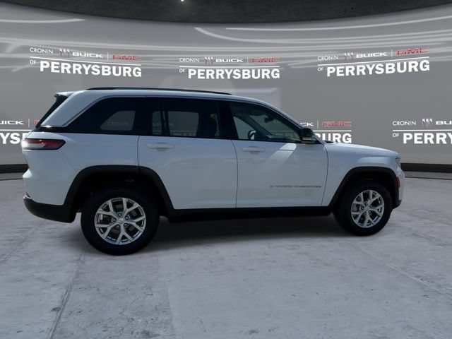 Used 2023 Jeep Grand Cherokee Limited AWD/4WD image 8