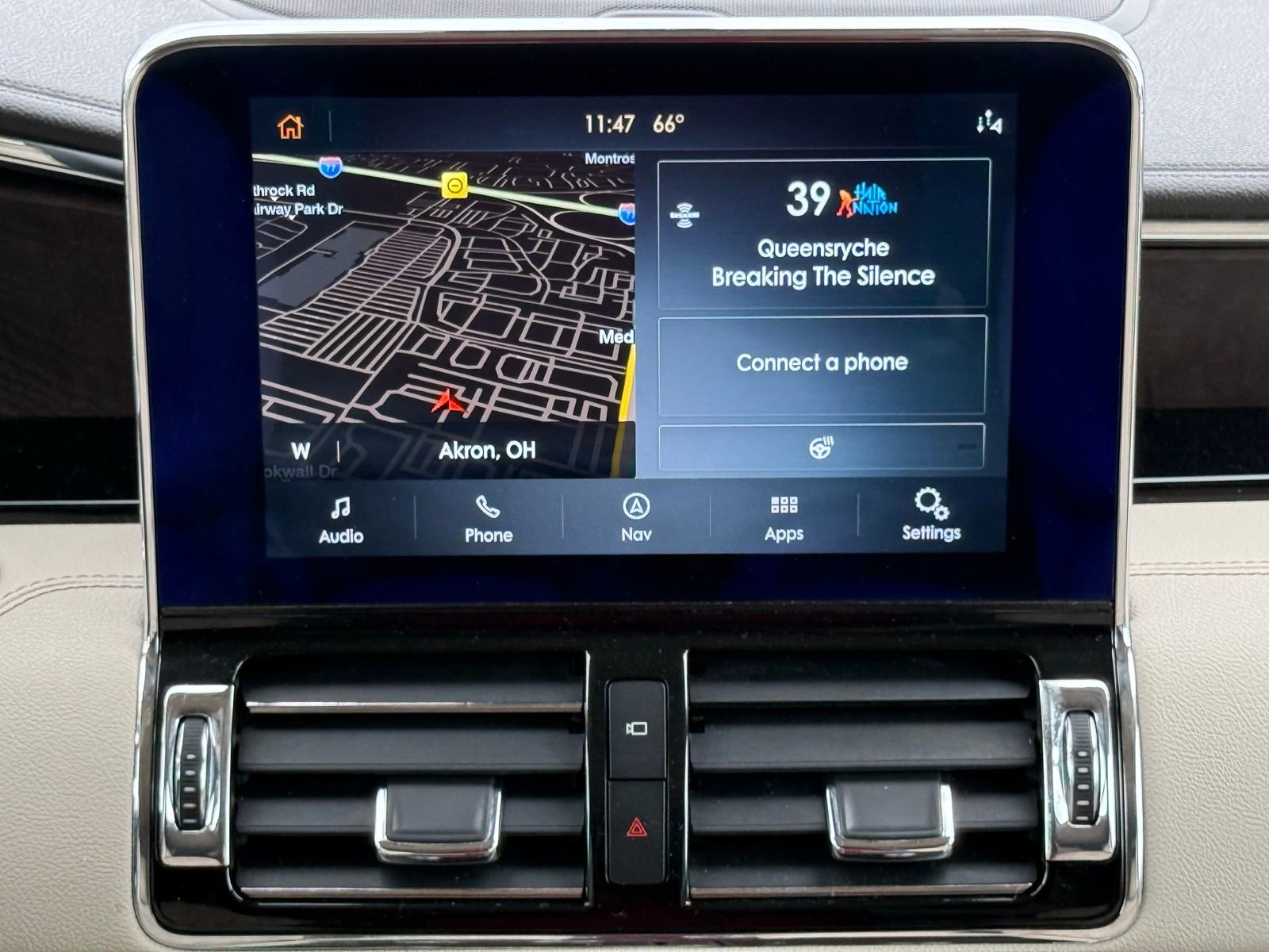 Used 2020 Lincoln Navigator Reserve w/ Luxury Package image 26