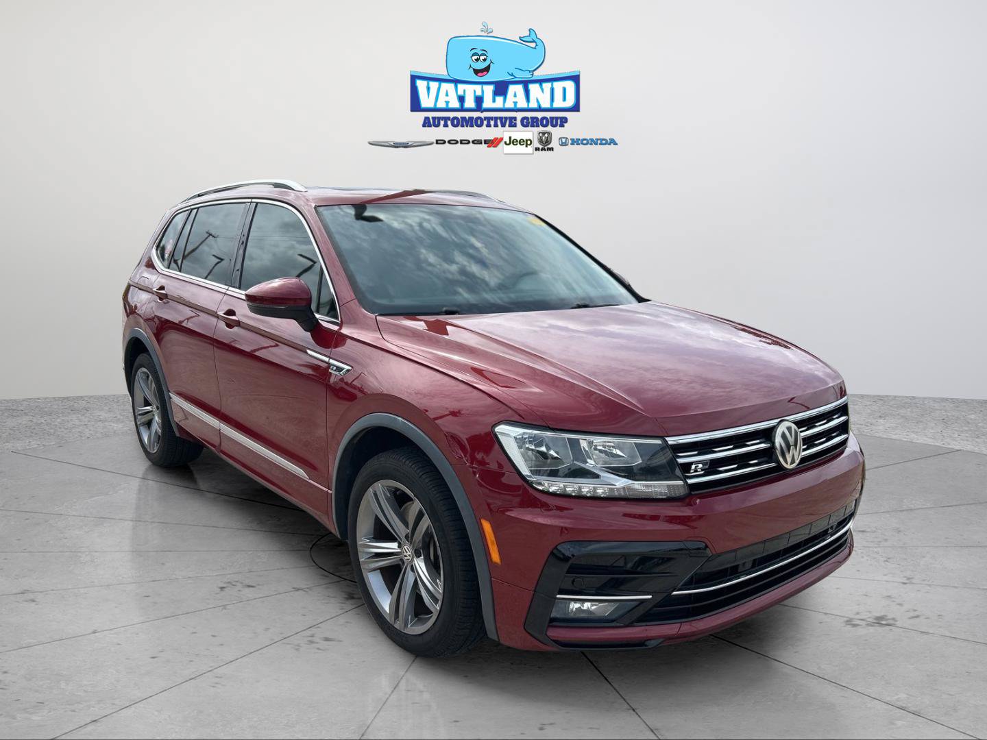 Used 2019 Volkswagen Tiguan SEL R-Line FWD image 22