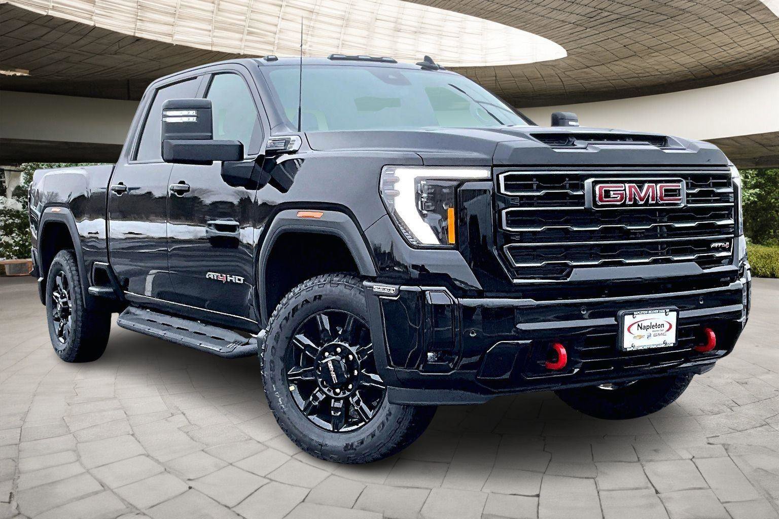 New 2026 GMC Sierra 2500 AT4 image 2